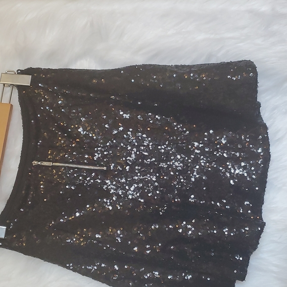 GUESS Marciano Black Sequin Flare Skirt - Size XS, 0 - Picture 8 of 8